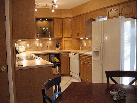 Eat in Kitchen