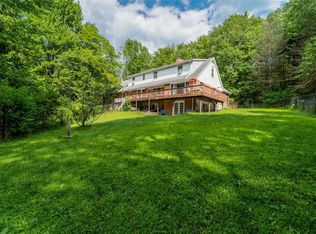 1053 Powderhouse Rd, Vestal, NY 13850