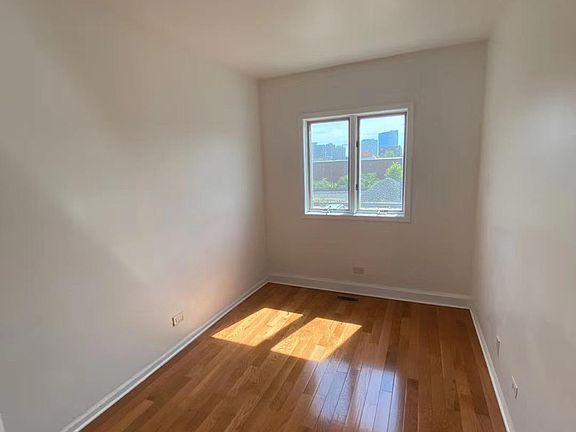 4th image of 2229 S Stewart Ave Unit A