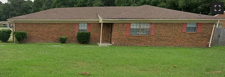 4600 Hardy Dr #B — Photo 1