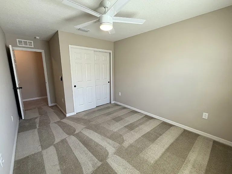 1946 Hidden Springs Dr — Photo 28