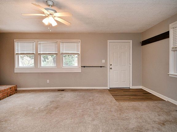 5th image of 921 Barnwell Rd