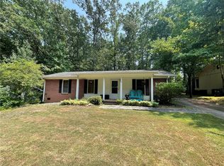116 Briar Ln, Central, SC 29630