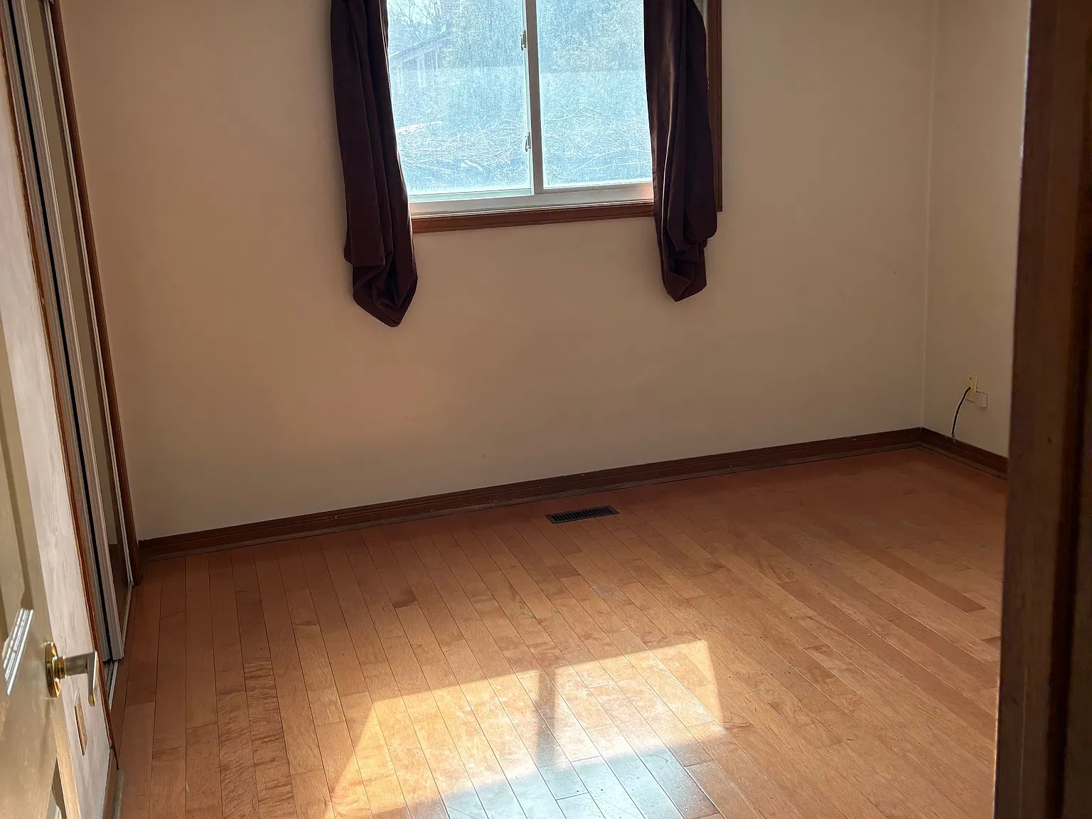 4 bed, $3,000 — Photo 4