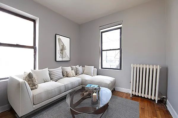1st image of 370 W 50th St #1E