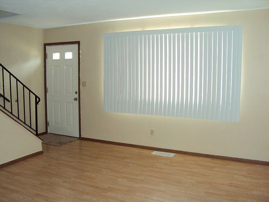 1st image of 1315 W Jeth Ct