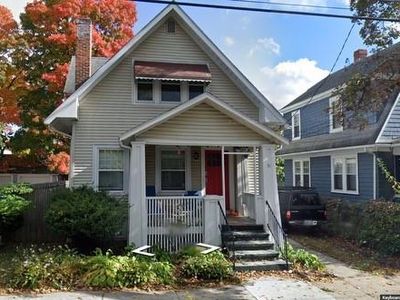 51 Radcliffe Ave, Providence, RI, 02908
