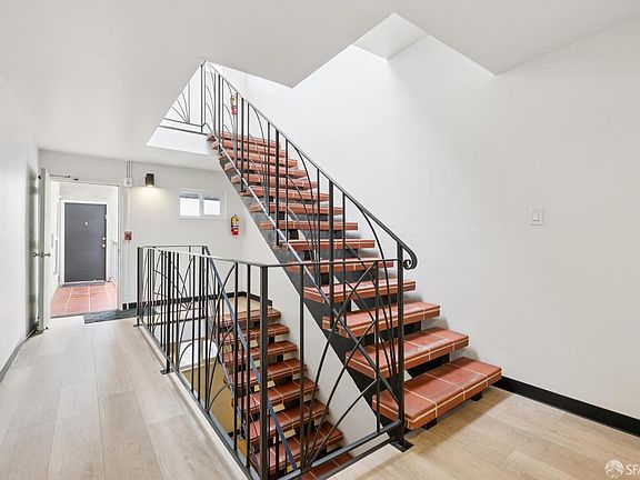 4th image of 1321 Columbus Ave