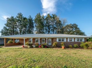 225 Doby Rd, Cameron, NC 28326