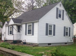 33 Overhill Dr, West Warwick, RI 02893