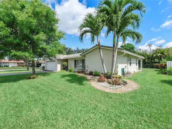 12114 NW 27th Dr, Coral Springs, FL 33065