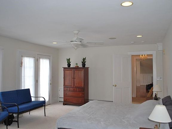 5th image of 1 Orange St APT 4