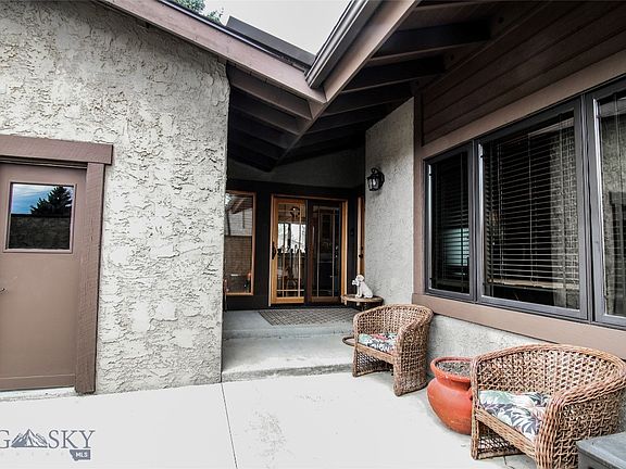 5th image of 1 Gallatin Dr Unit B