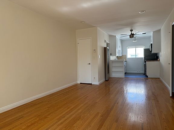 5th image of 5881 Saturn St APT 6