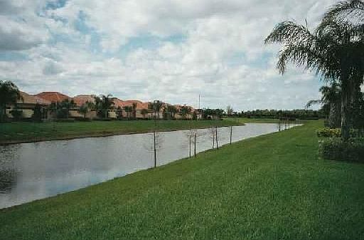 3rd image of 5407 Barbados Sq