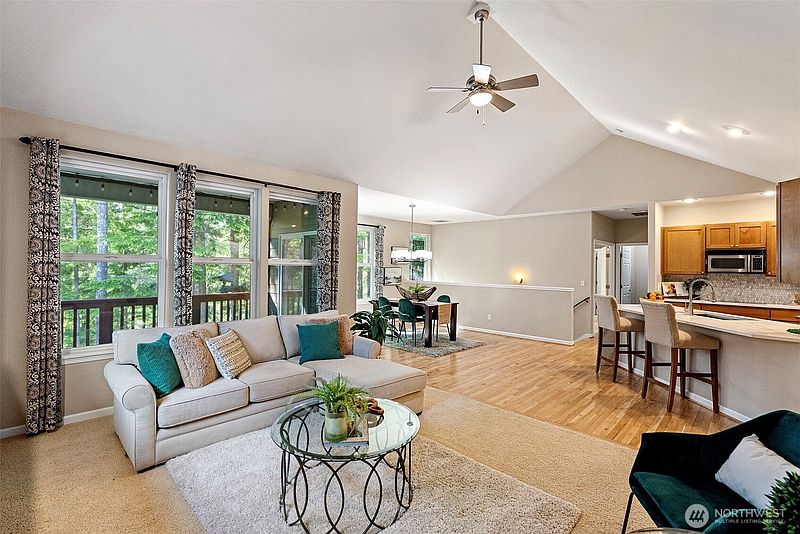 4th image of 7007 SW Dunraven Lane