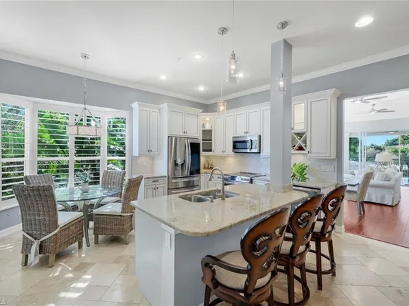 1840 Les Chateaux BLVD #4, NAPLES, FL 34109