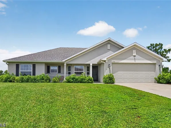 3710 NE 8th Place Cpe, Coral, FL 33909