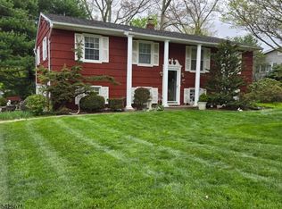 3 Perrelli Ln, Jefferson Twp., NJ 07438