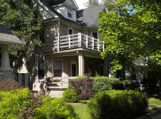 320 9th St, Royal Oak, MI 48067