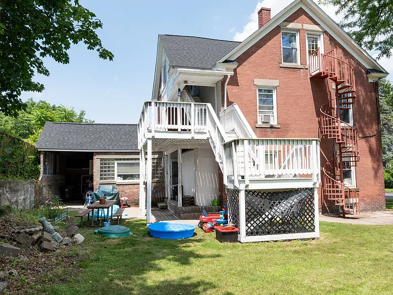 60 White St #1 — Photo 16