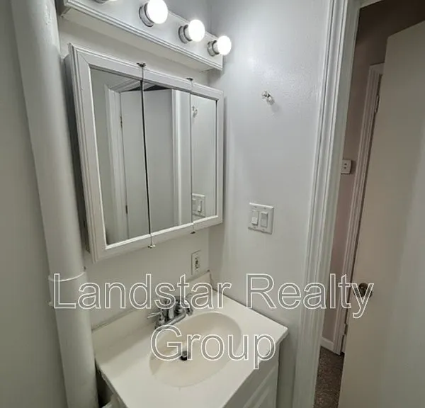 2127 Grinstead Dr #1 — Photo 24