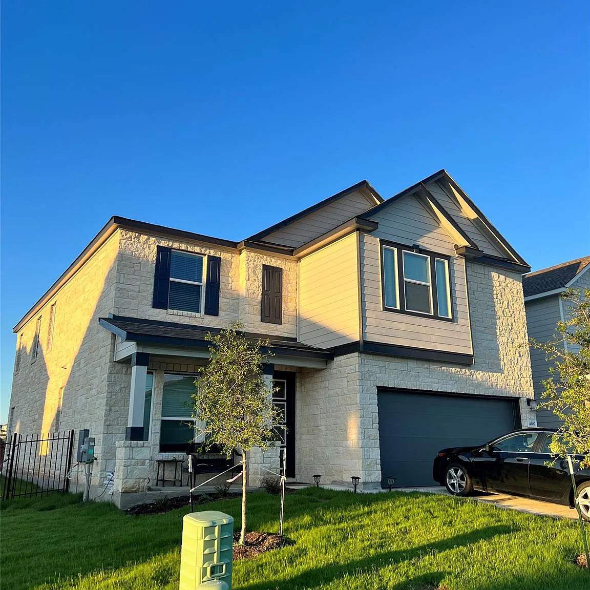 5 bed, 3.5 bath, 2945 sqft, $2,999 — Photo 4