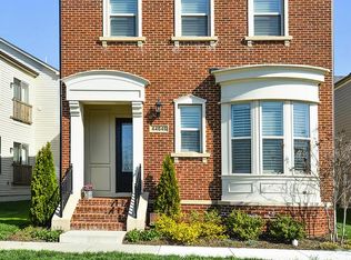 44646 Petersham Dr, Ashburn, VA 20147