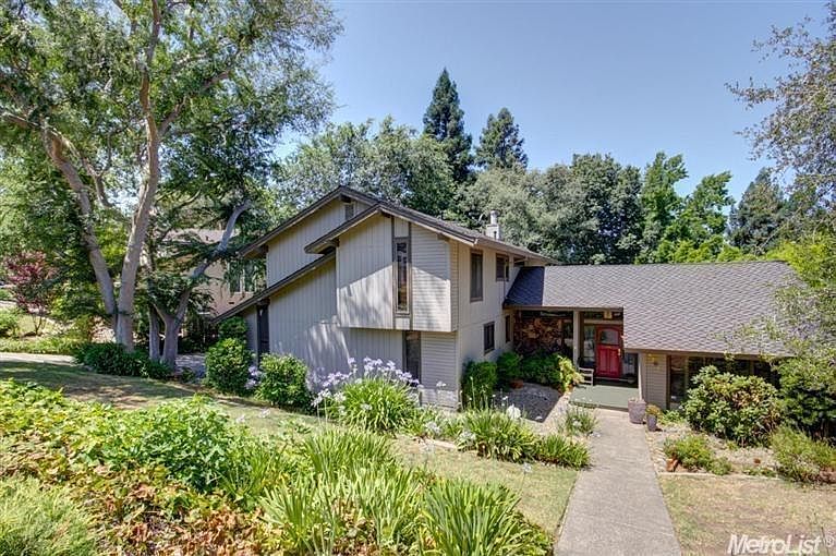 1st image of 4201 Thistledown Dr
