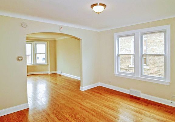 3rd image of 5509 W Drummond Pl