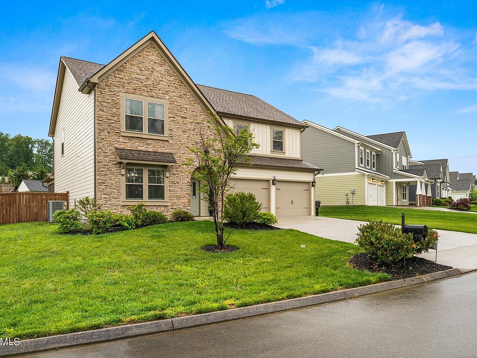 1st image of 2763 Clearmill Dr