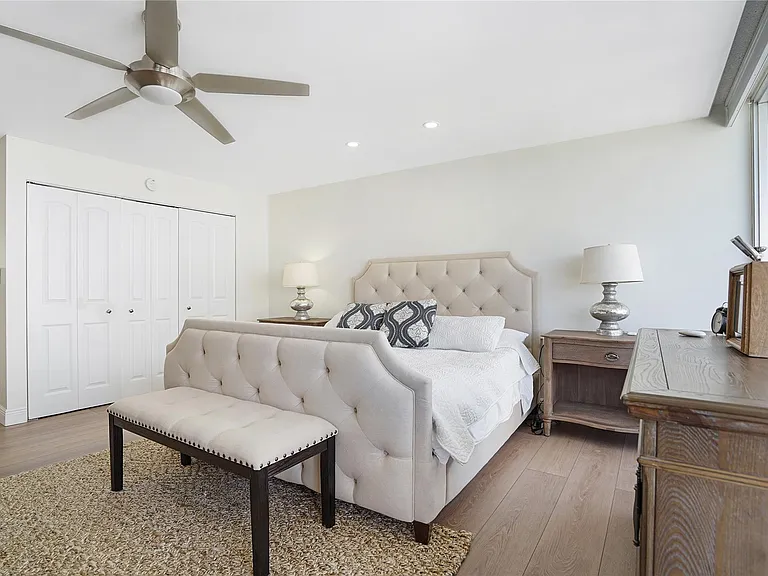 4280 Galt Ocean Dr #11J — Photo 31