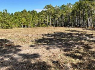 317 Old Folkstone Rd, Holly Ridge, NC 28445