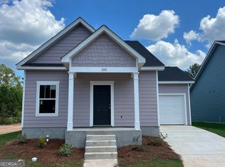 120 Lenox Cir, Lagrange, GA 30241