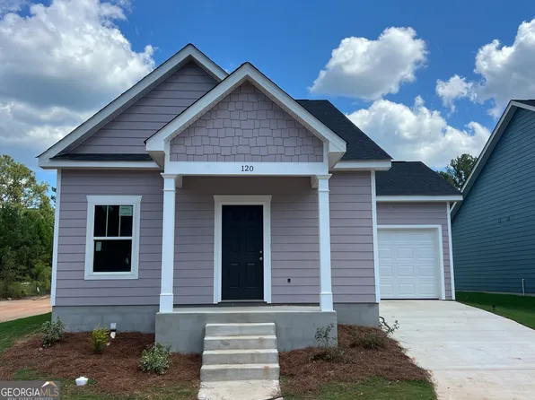 120 Lenox Cir, Lagrange, GA 30241