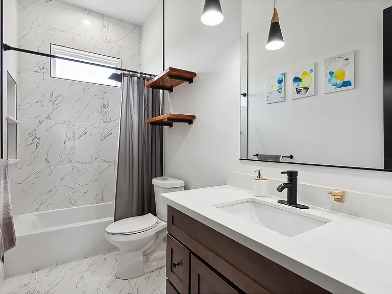 2129 Angela Ave — Photo 23