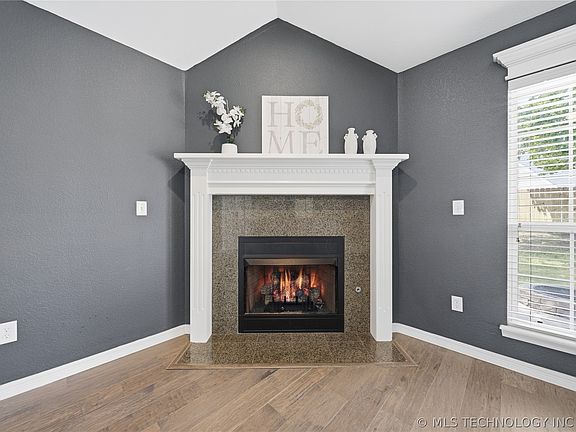 5th image of 3608 S 16th St