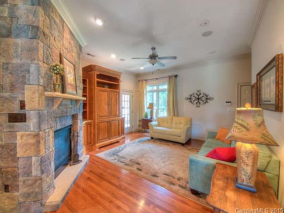 4th image of 4009 Avery Pl