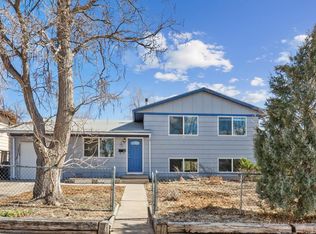 14 Duncan Rd, Pueblo, CO 81001