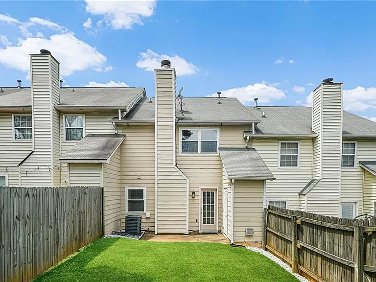 1528 Paces Ferry North Dr SE — Photo 21