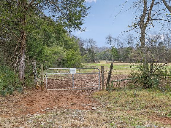 5th image of 1624 Highway 64 W