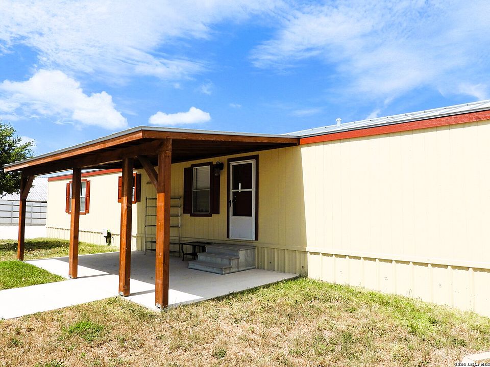 1st image of 10766 PARK ROAD 37