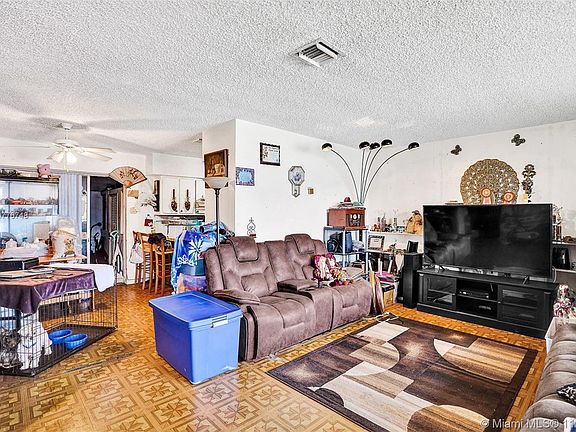 4th image of 1300 NW 180th Ter