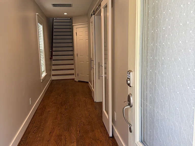 351 Spring St — Photo 3