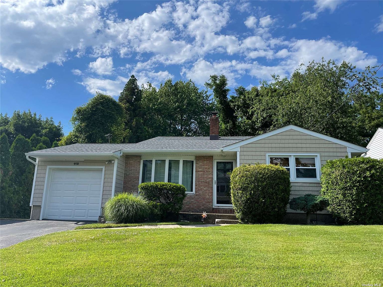 112 Glenwood Road, Glenwood Landing, NY 11547 Zillow