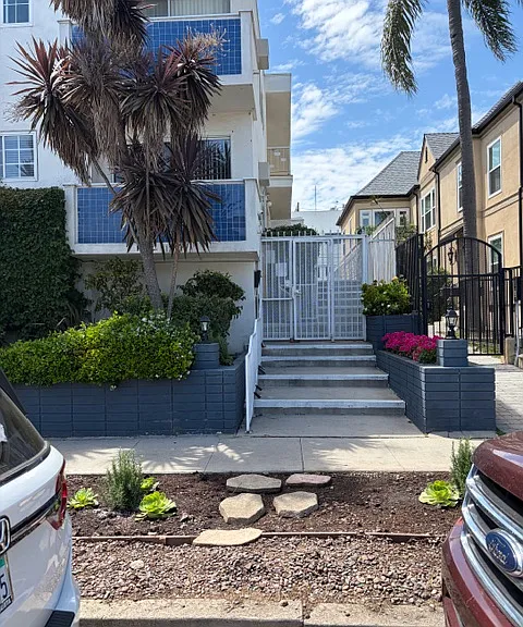 1123 S Wooster St #101 — Photo 2