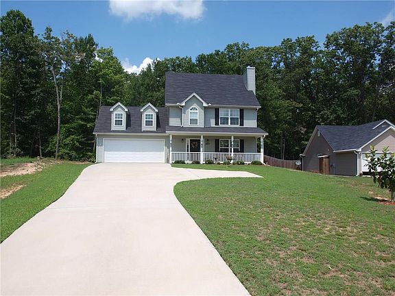 2nd image of 2817 Sawyer Mill Dr