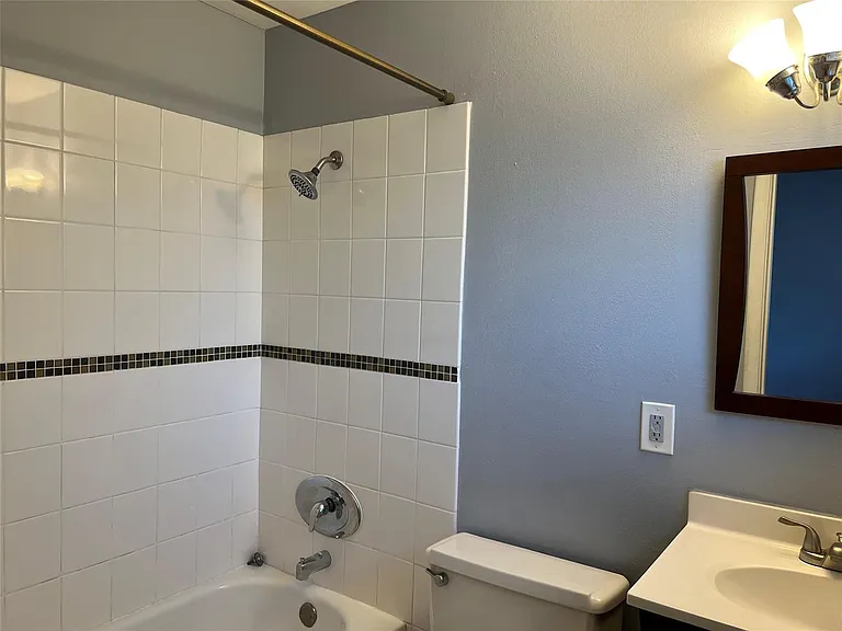 5168 NE 6th Ave #429 — Photo 14