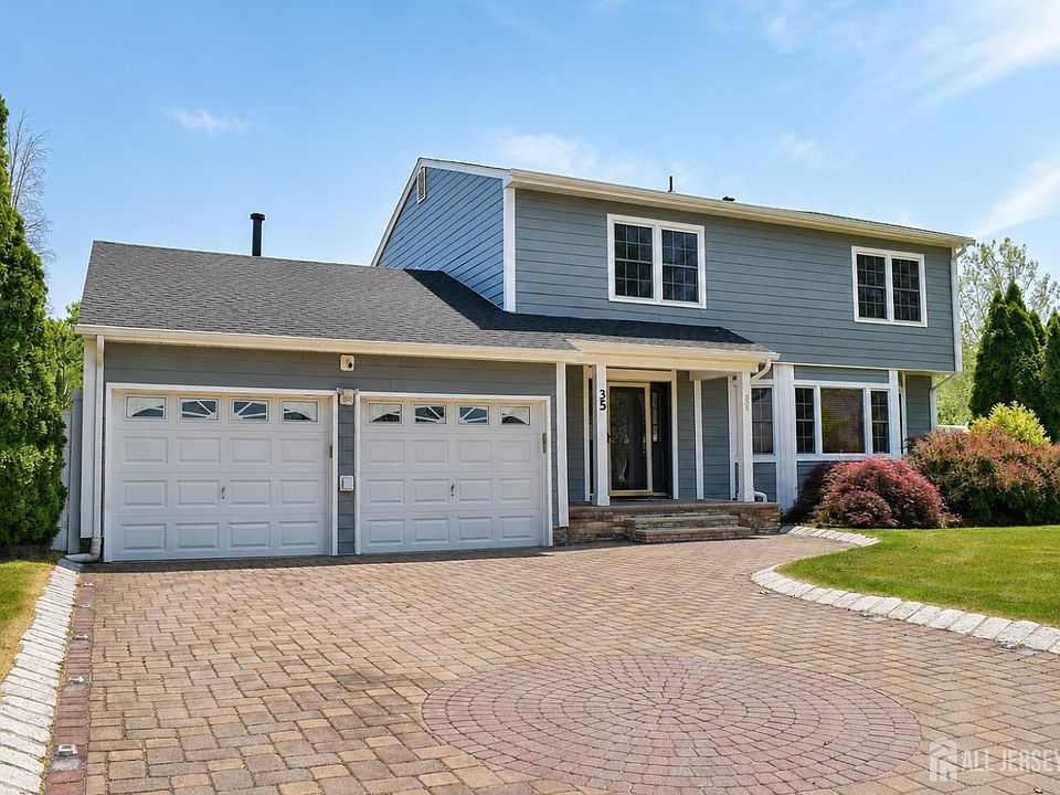 1st image of 35 Liberty Dr