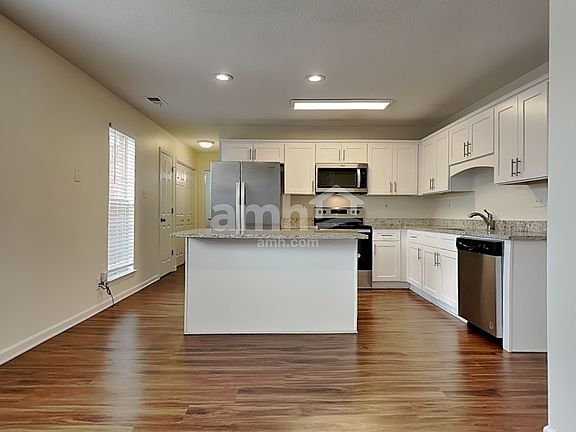 3rd image of 5755 Fawn Dr